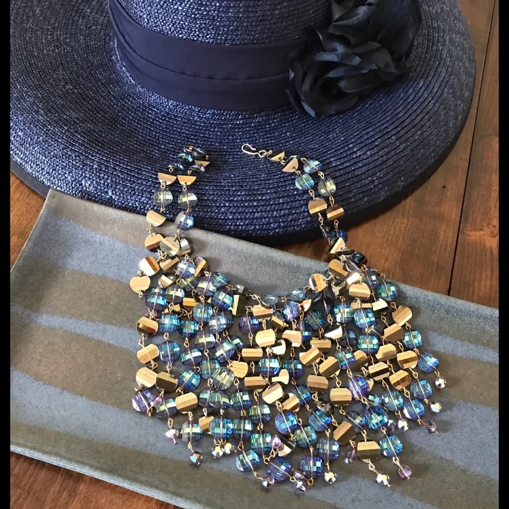 Swarovski Pageant-Worthy Cascade Necklace of Scarce Wisteria Pagoda Crys…